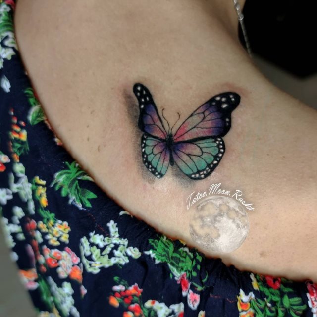 tattoo femenino de mariposa en 3d 54