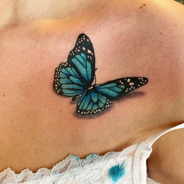 tattoo femenino de mariposa en 3d 67