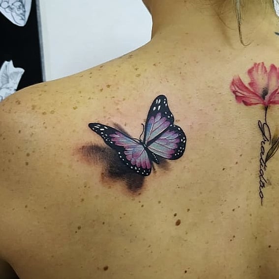 tattoo femenino de mariposa en 3d 71