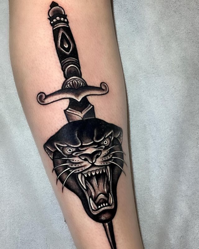 tattoo femenino de pantera 04
