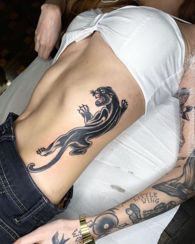tattoo femenino de pantera 42