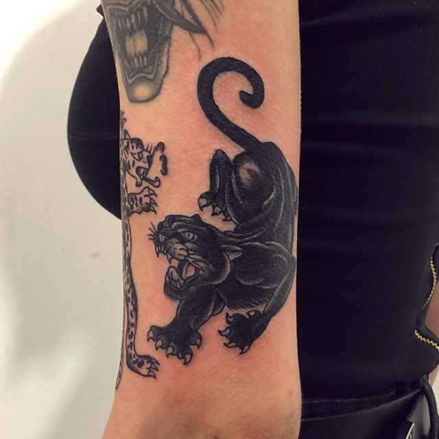 tattoo femenino de pantera 49