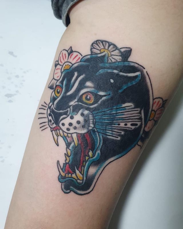 tattoo femenino de pantera 54
