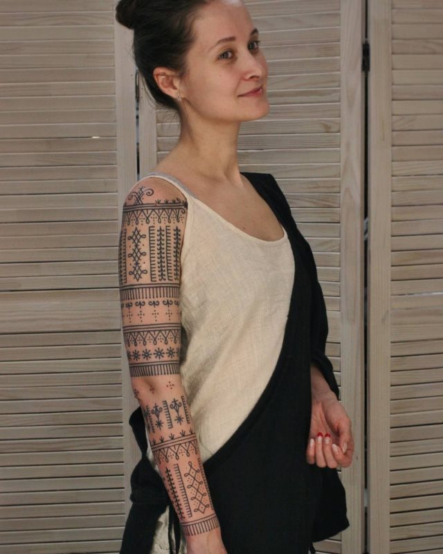 tattoo femenino de tribal 04