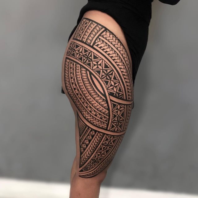 tattoo femenino de tribal 26