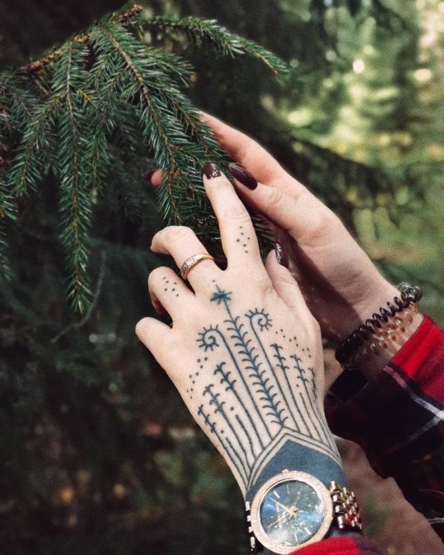 tattoo femenino de tribal 41