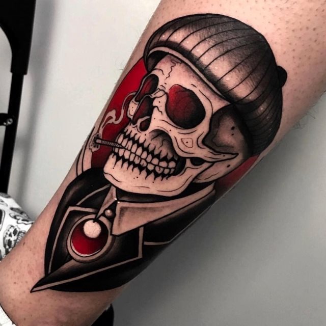tattoo femenino de una calavera 21