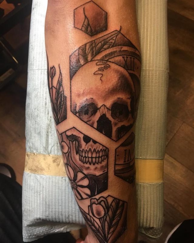 tattoo femenino de una calavera 27