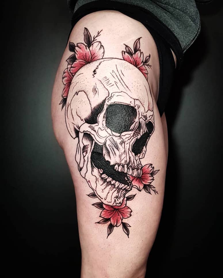 tattoo femenino de una calavera 51