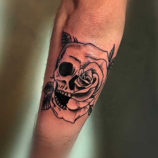 tattoo femenino de una calavera 61