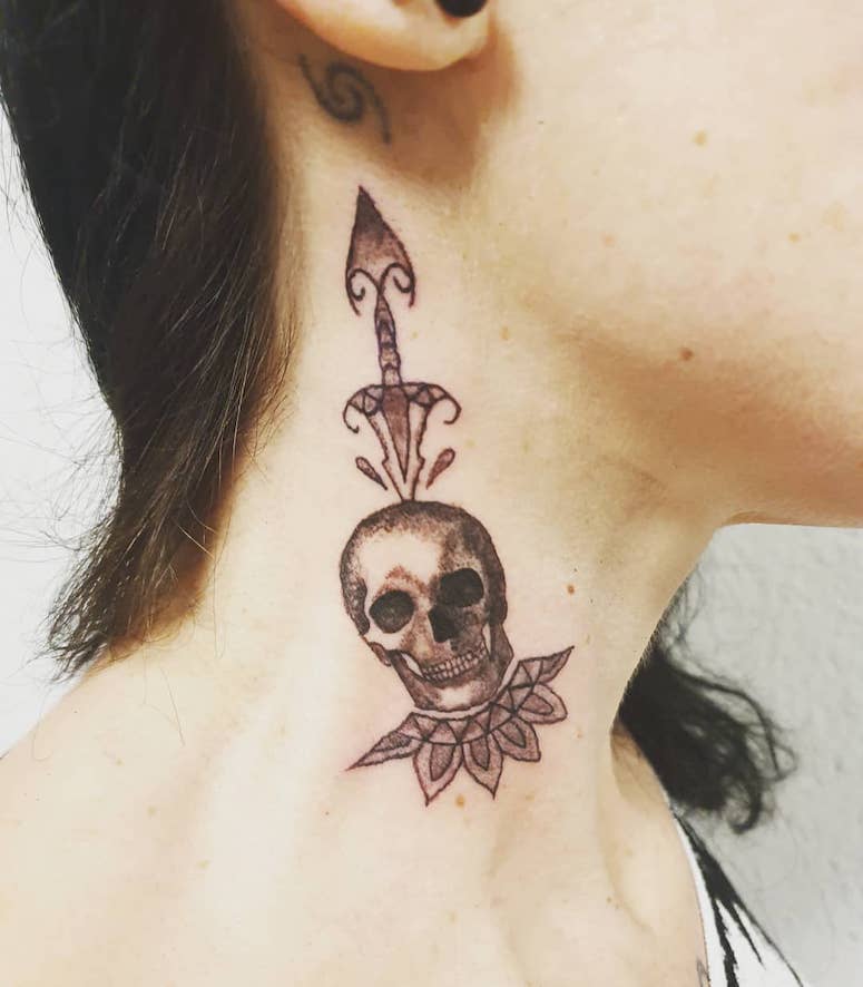 tattoo femenino de una calavera 63