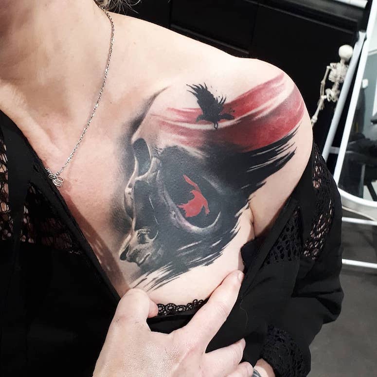 tattoo femenino de una calavera 79
