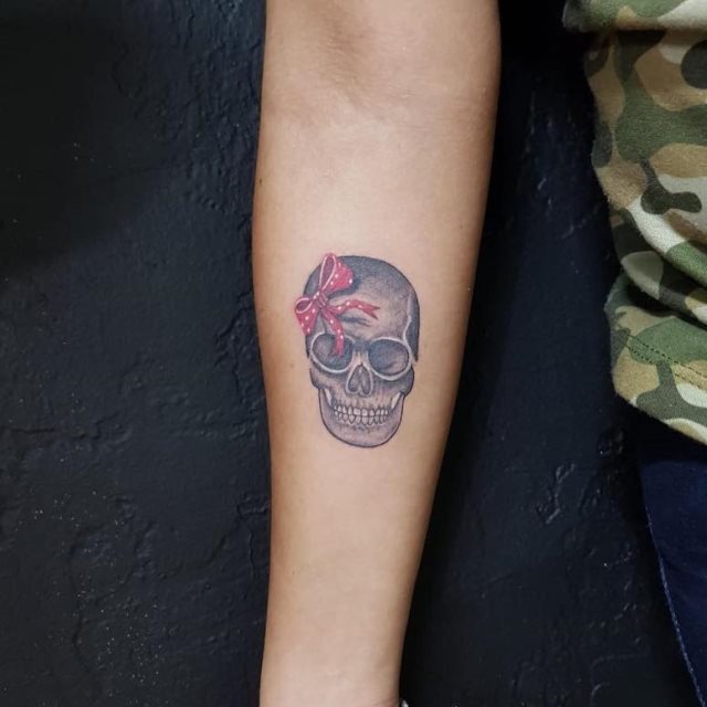 tattoo femenino de una calavera 84