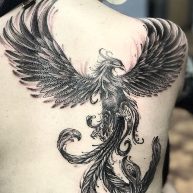 tattoo femenino del fenix 06