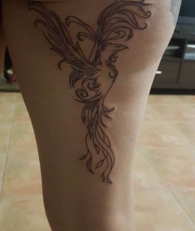 tattoo femenino del fenix 17