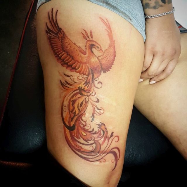 tattoo femenino del fenix 21