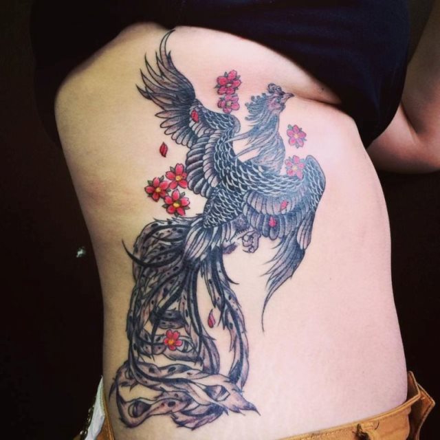 tattoo femenino del fenix 22