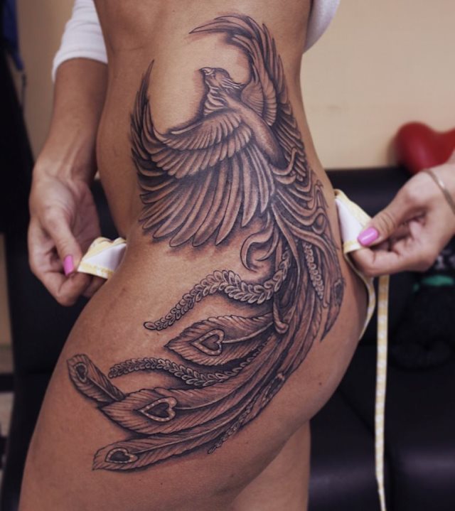 tattoo femenino del fenix 24