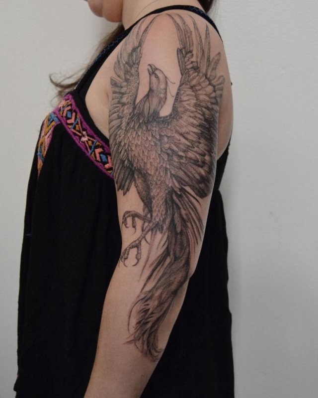 tattoo femenino del fenix 36