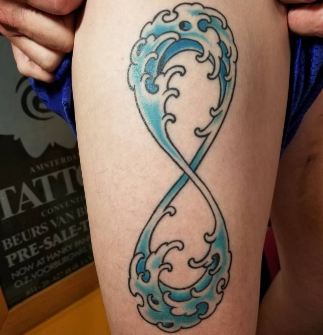 tattoo femenino del infinito 03
