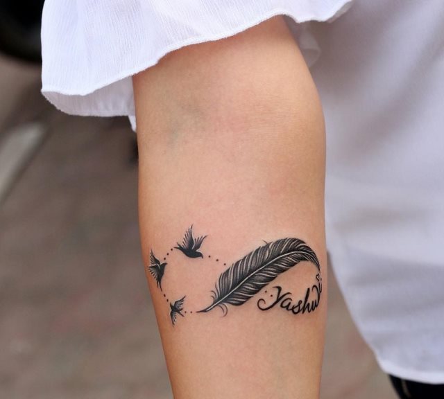 tattoo femenino del infinito 12