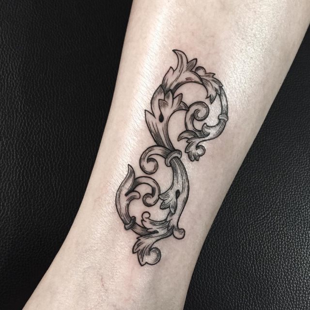 tattoo femenino del infinito 17