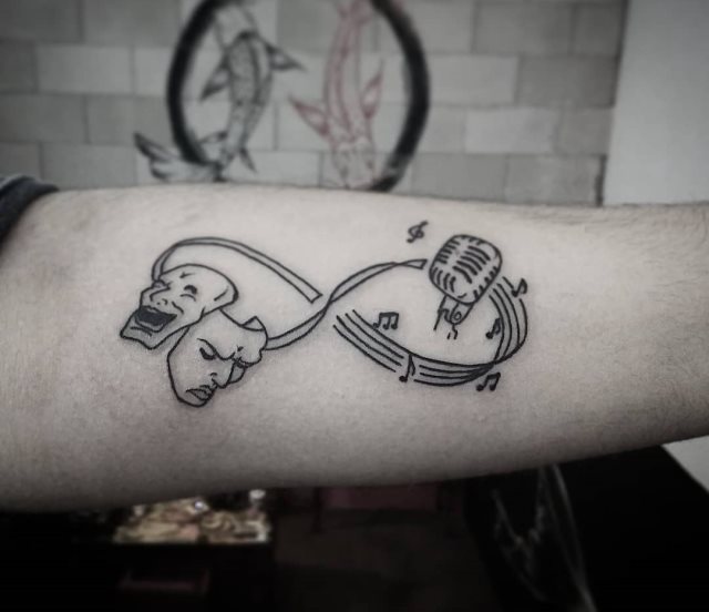 tattoo femenino del infinito 31