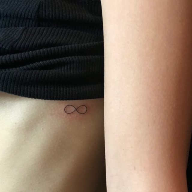 tattoo femenino del infinito 63