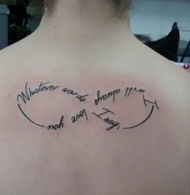 tattoo femenino del infinito 74