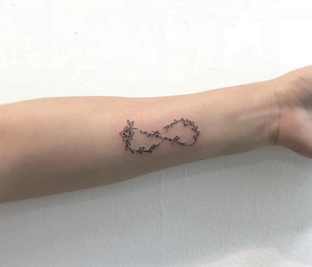 tattoo femenino del infinito 77