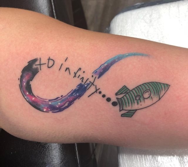 tattoo femenino del infinito 80