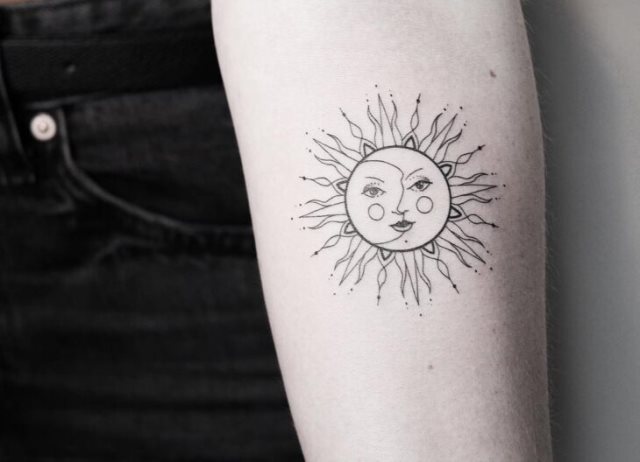 tattoo femenino del sol 12