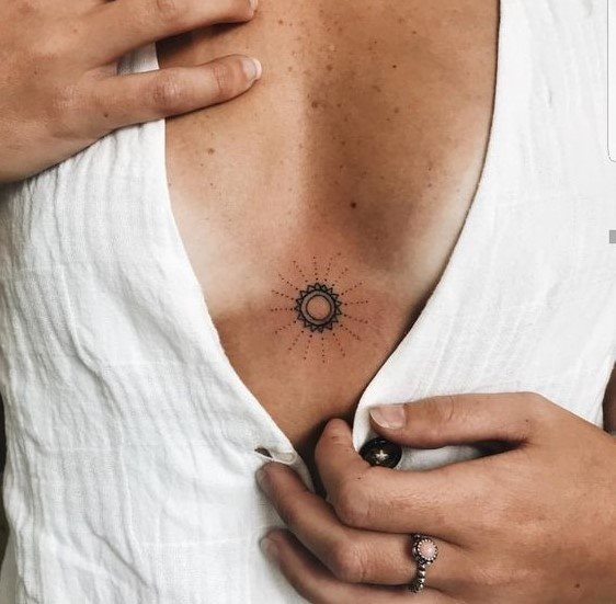 tattoo femenino del sol 25