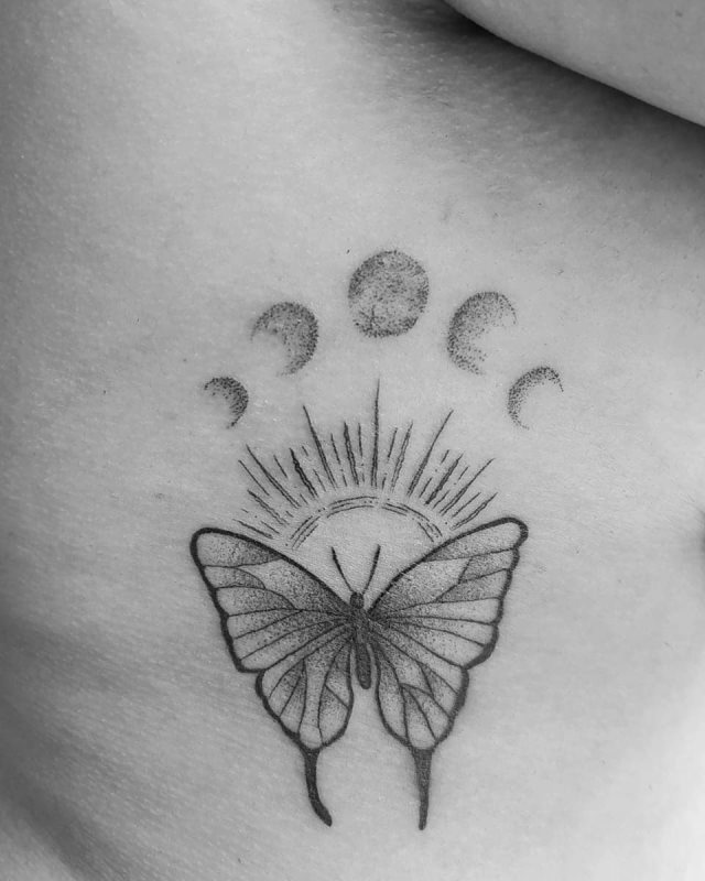 tattoo femenino del sol y la luna 10