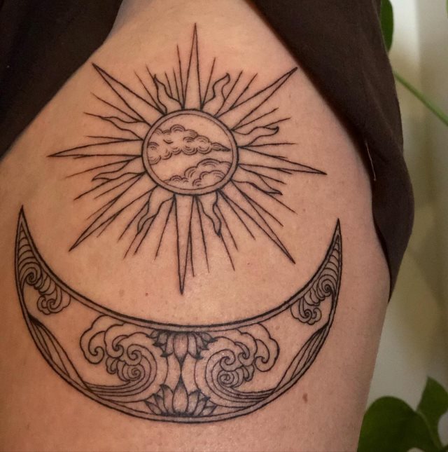 tattoo femenino del sol y la luna 102