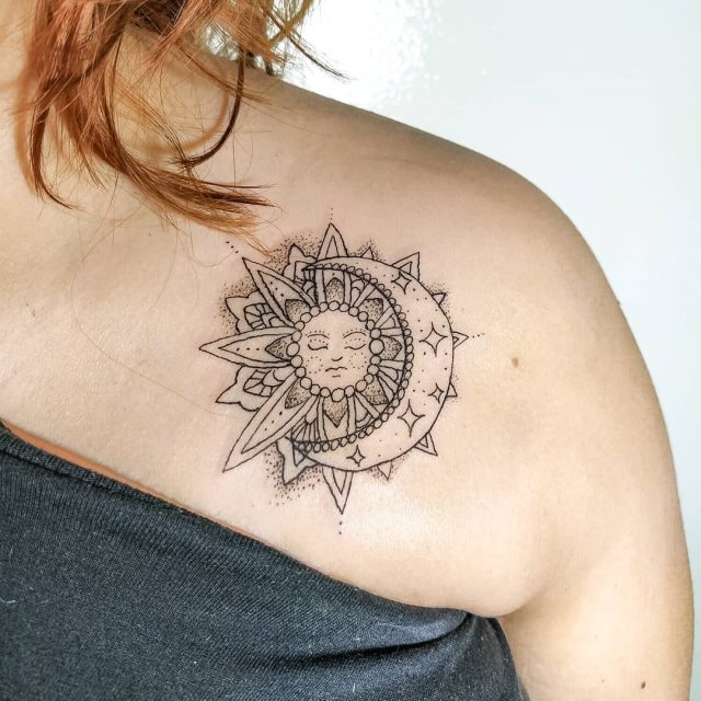 tattoo femenino del sol y la luna 103