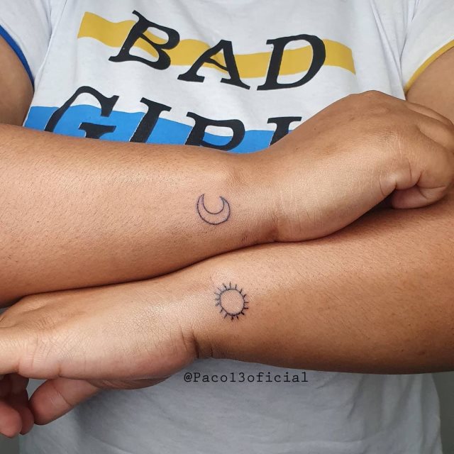 tattoo femenino del sol y la luna 13
