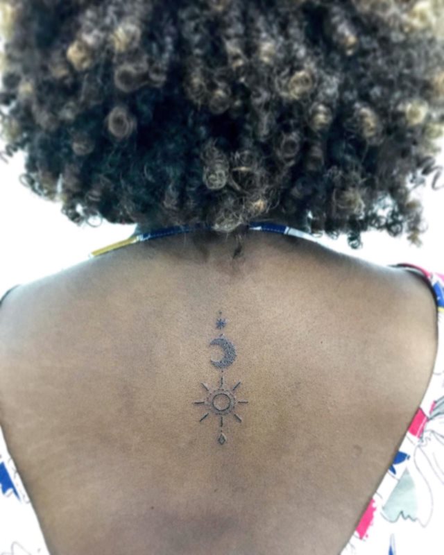 tattoo femenino del sol y la luna 46