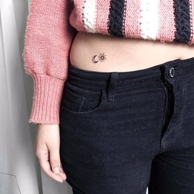 tattoo femenino del sol y la luna 82