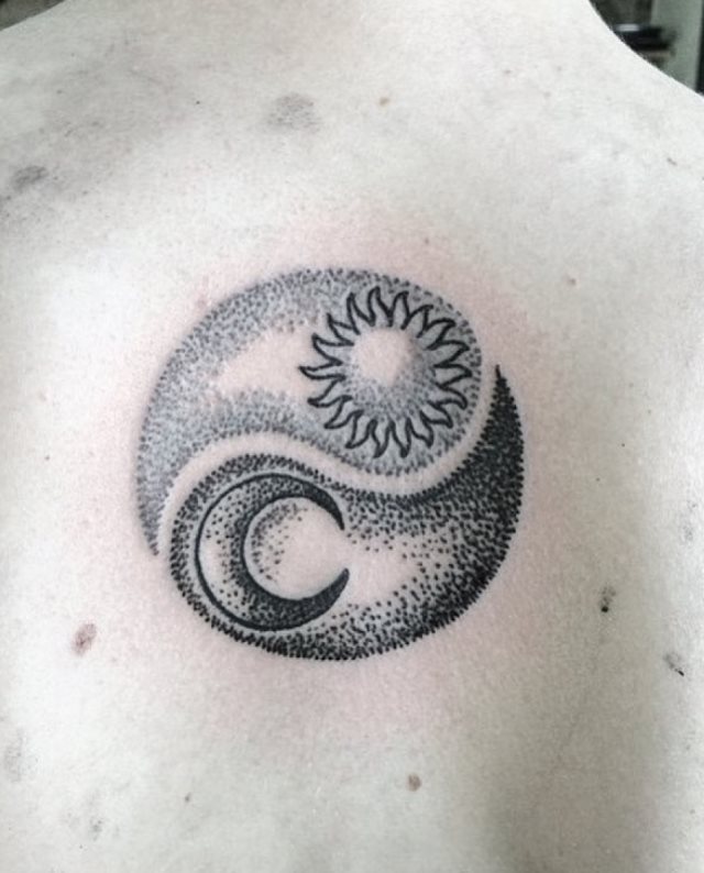 tattoo femenino del yin y yang 70
