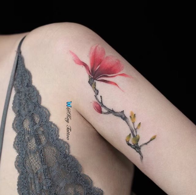 tattoo femenino flor 43