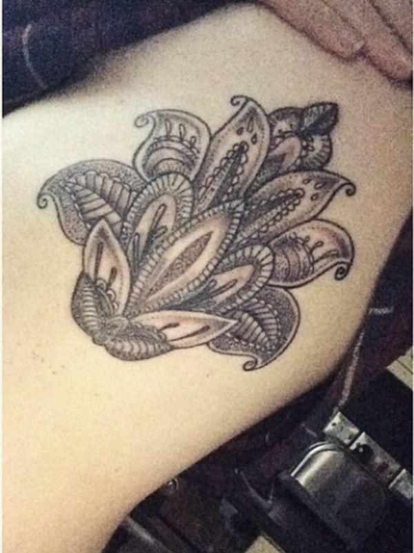 tattoo femenino flor de lotus 03