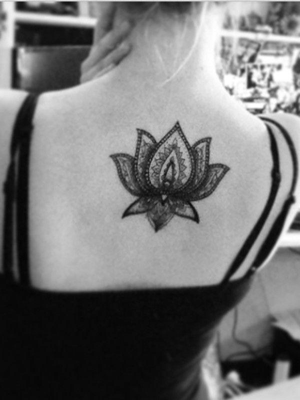 tattoo femenino flor de lotus 05