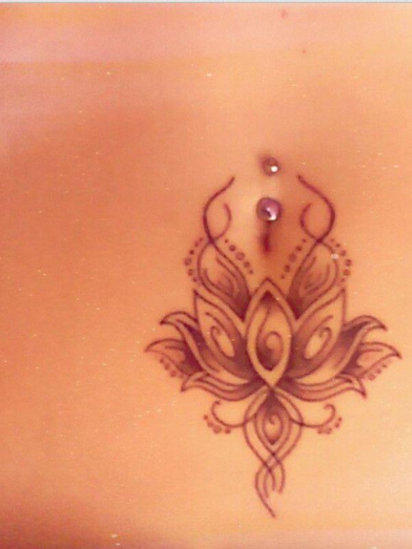tattoo femenino flor de lotus 08