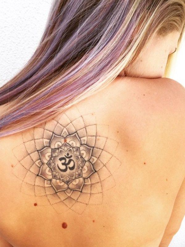 tattoo femenino flor de lotus 10