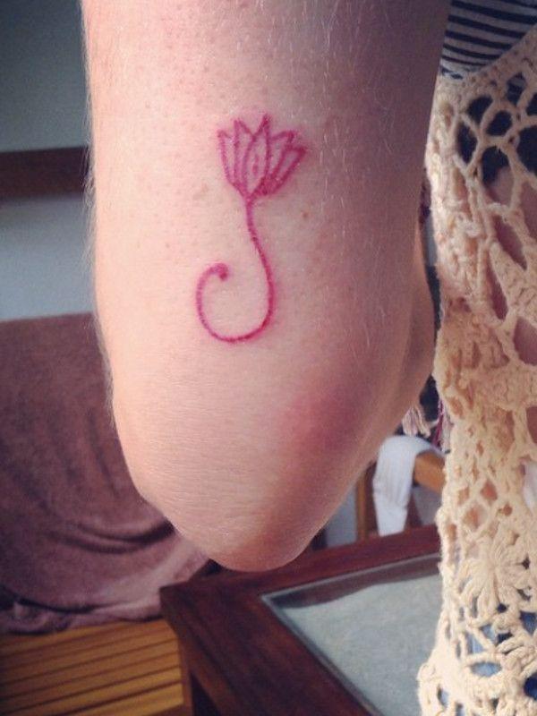 tattoo femenino flor de lotus 12
