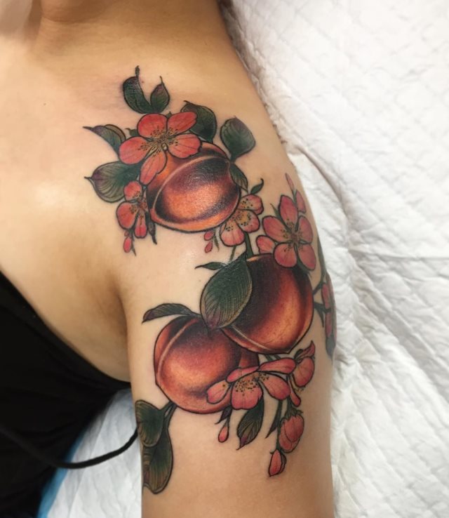 tattoo femenino flor para el hombro 53