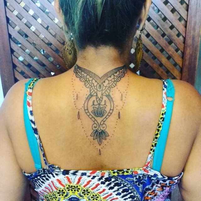 tattoo femenino hindu 11
