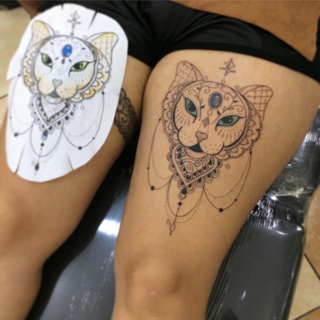 tattoo femenino hindu 35
