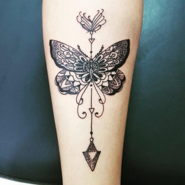 tattoo femenino hindu 50